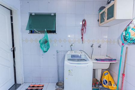 Casa à venda com 380m², 3 quartos e 2 vagasÁrea de Serviço