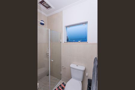 Casa à venda com 380m², 3 quartos e 2 vagasBanheiro suite 2