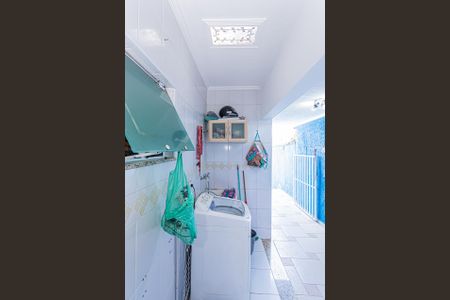 Casa à venda com 380m², 3 quartos e 2 vagasÁrea de Serviço