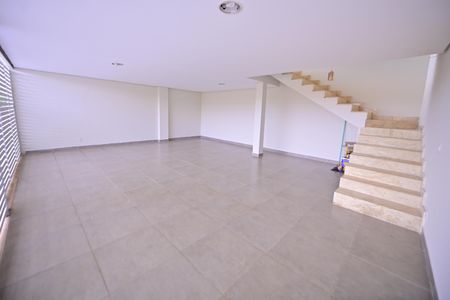 Casa de condomínio para alugar com 615m², 3 quartos e 4 vagasÁrea comum