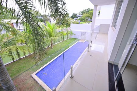 Casa de condomínio para alugar com 615m², 3 quartos e 4 vagasSacada Suíte 3