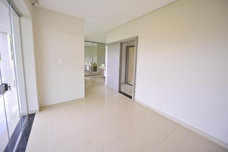 Casa de condomínio para alugar com 615m², 3 quartos e 4 vagasSuíte 3