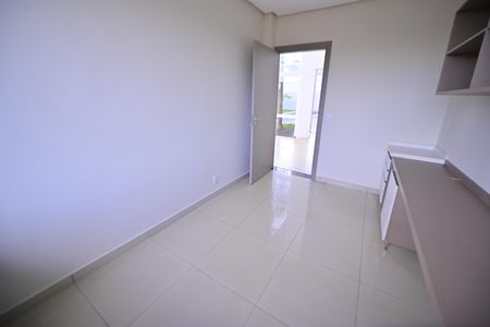 Casa de condomínio para alugar com 615m², 3 quartos e 4 vagasEscritório 