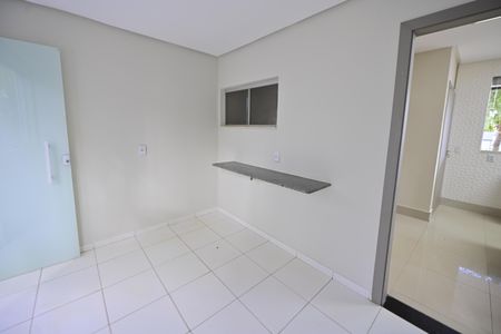 Casa de condomínio para alugar com 615m², 3 quartos e 4 vagasÁrea de Serviço