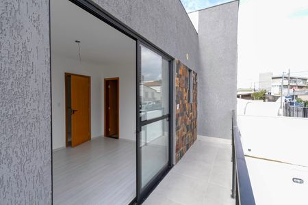 Casa à venda com 108m², 3 quartos e 2 vagasVaranda da suíte