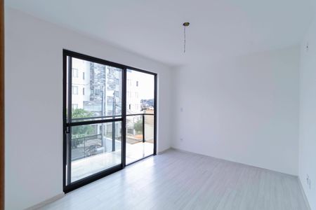 Casa à venda com 108m², 3 quartos e 2 vagasSuíte