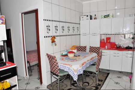 Casa à venda com 120m², 3 quartos e sem vaga Cozinha