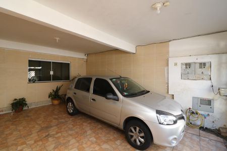 Casa à venda com 390m², 2 quartos e 2 vagasGaragem
