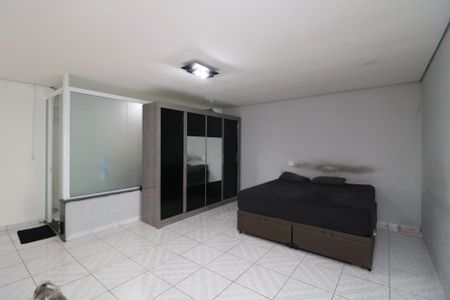 Casa à venda com 390m², 2 quartos e 2 vagasSuíte