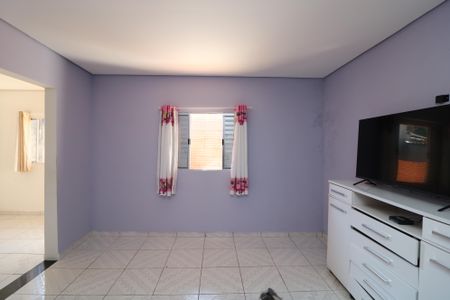 Casa à venda com 390m², 2 quartos e 2 vagasQuarto