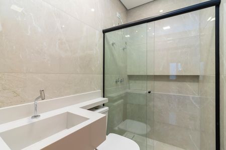 Casa à venda com 150m², 3 quartos e 3 vagasBanheiro da Suíte 3