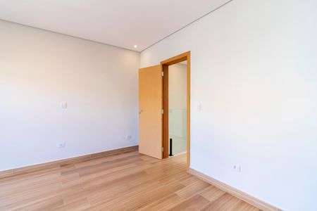 Casa à venda com 150m², 3 quartos e 3 vagasSuíte 1