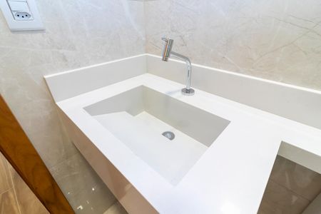 Casa à venda com 150m², 3 quartos e 3 vagasBanheiro da Suíte 3