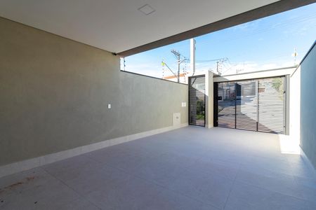 Casa à venda com 150m², 3 quartos e 3 vagasGaragem