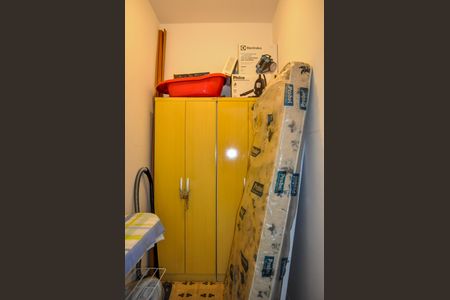 Apartamento para alugar com 63m², 2 quartos e sem vagaQuarto de Serviço