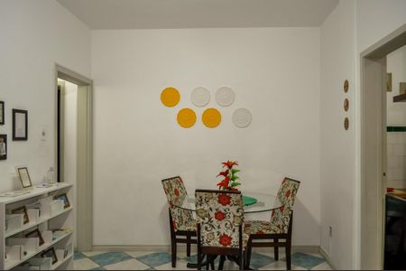 Apartamento para alugar com 63m², 2 quartos e sem vagaSala