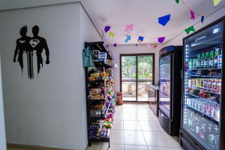 Apartamento para alugar com 56m², 3 quartos e 1 vagaMini Mercado