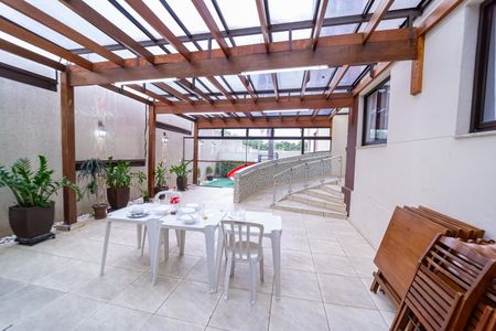 Apartamento para alugar com 56m², 3 quartos e 1 vagaÁrea comum - Salão de festas