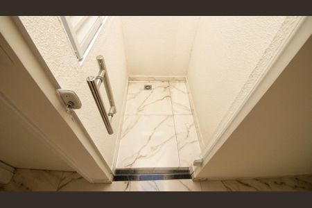 Casa à venda com 120m², 3 quartos e 2 vagas Casa à venda com 120m², 3 quartos e 2 vagasÁrea de Luz