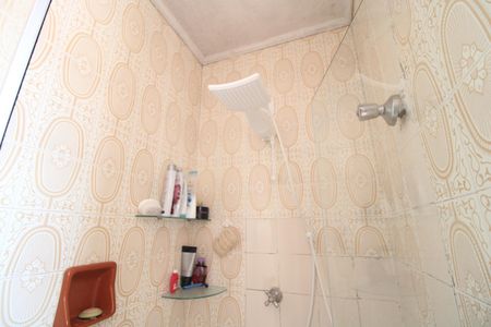 Casa à venda com 136m², 3 quartos e 2 vagasBanheiro