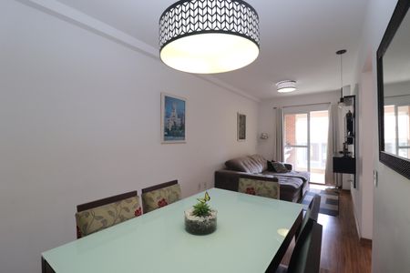 Apartamento à venda com 84m², 3 quartos e 2 vagasSala