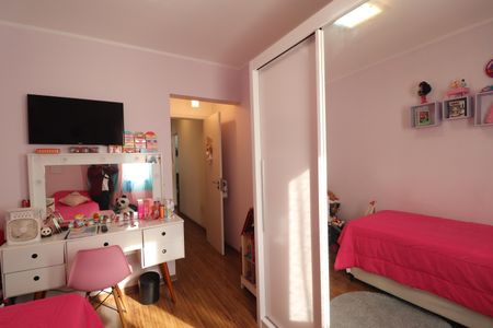 Apartamento à venda com 84m², 3 quartos e 2 vagasQuarto 2