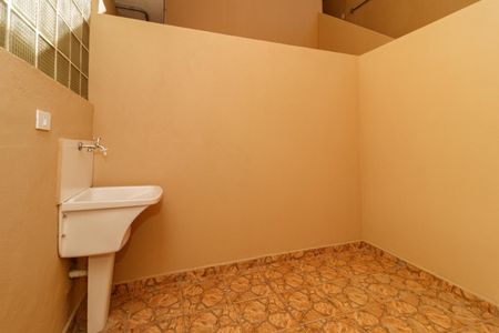 Casa para alugar com 50m², 2 quartos e 1 vagaÁrea de Serviço