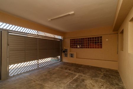 Casa para alugar com 50m², 2 quartos e 1 vagaÁrea comum