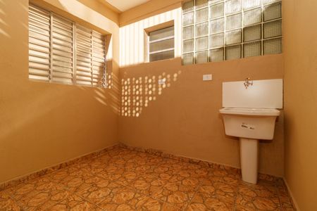 Casa para alugar com 50m², 2 quartos e 1 vagaÁrea de Serviço