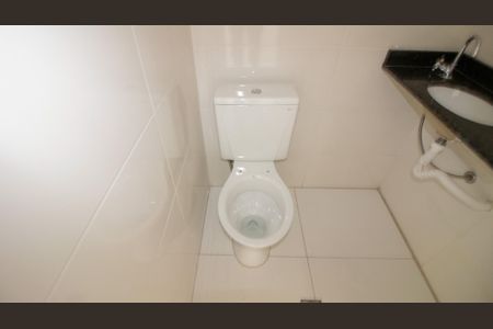 Casa à venda com 120m², 3 quartos e 2 vagas Casa à venda com 120m², 3 quartos e 2 vagasLavabo