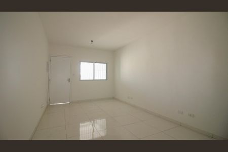 Casa à venda com 120m², 3 quartos e 2 vagas Casa à venda com 120m², 3 quartos e 2 vagasSala