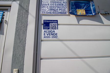 Casa à venda com 120m², 3 quartos e 2 vagas Casa à venda com 120m², 3 quartos e 2 vagasPlaquinha