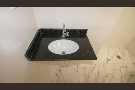 Casa à venda com 120m², 3 quartos e 2 vagas Casa à venda com 120m², 3 quartos e 2 vagasBanheiro da Suíte 2