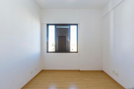 Apartamento à venda com 120m², 3 quartos e 4 vagasQuarto 1