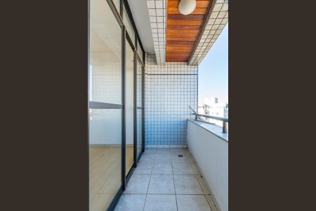 Apartamento à venda com 120m², 3 quartos e 4 vagasVaranda da Sala