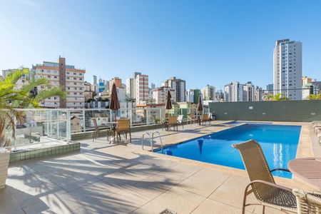 Apartamento à venda com 120m², 3 quartos e 4 vagasPiscina