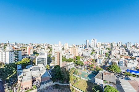 Apartamento à venda com 120m², 3 quartos e 4 vagasVista Quarto 2