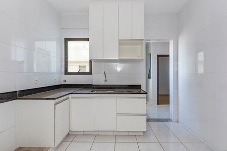 Apartamento à venda com 120m², 3 quartos e 4 vagasCozinha