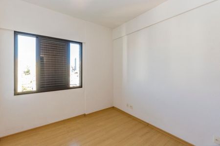 Apartamento à venda com 120m², 3 quartos e 4 vagasQuarto 1