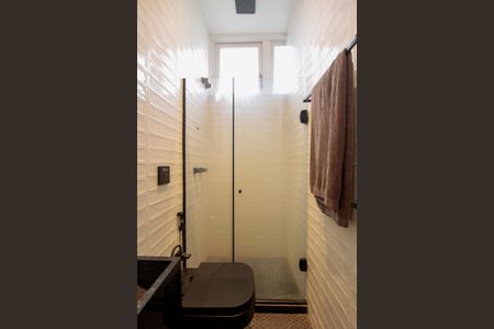 Apartamento à venda com 65m², 2 quartos e 1 vagaBanheiro Social