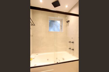 Apartamento à venda com 65m², 2 quartos e 1 vagaBanheiro da Suíte