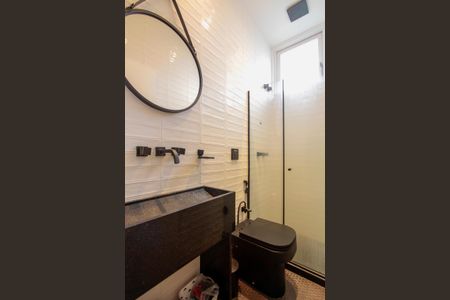 Apartamento à venda com 65m², 2 quartos e 1 vagaBanheiro Social