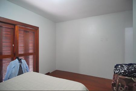 Casa à venda com 226m², 3 quartos e 3 vagasSuíte