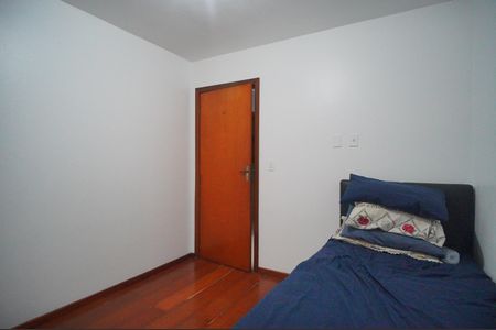 Casa à venda com 226m², 3 quartos e 3 vagasQuarto 2