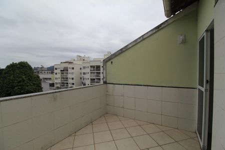 Casa de condomínio para alugar com 105m², 3 quartos e 1 vagaVaranda da Suíte 2