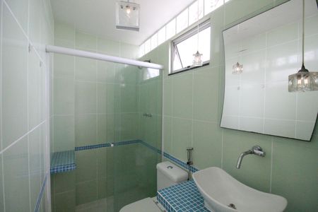 Casa de condomínio para alugar com 105m², 3 quartos e 1 vagaBanheiro da suíte 2