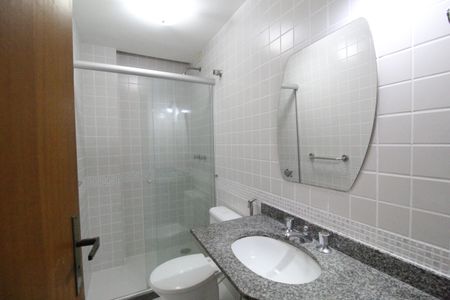 Casa de condomínio para alugar com 105m², 3 quartos e 1 vagaBanheiro social