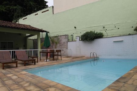 Casa de condomínio para alugar com 105m², 3 quartos e 1 vagaÁrea comum - Piscina