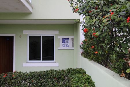 Casa de condomínio para alugar com 105m², 3 quartos e 1 vagaFachada e Placa