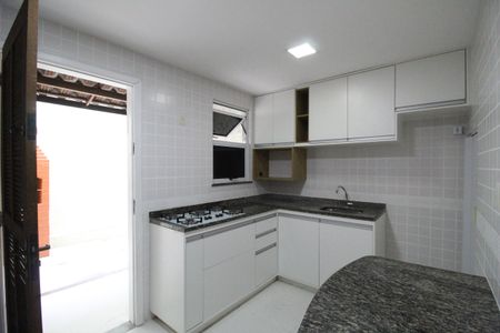 Casa de condomínio para alugar com 105m², 3 quartos e 1 vagaCozinha